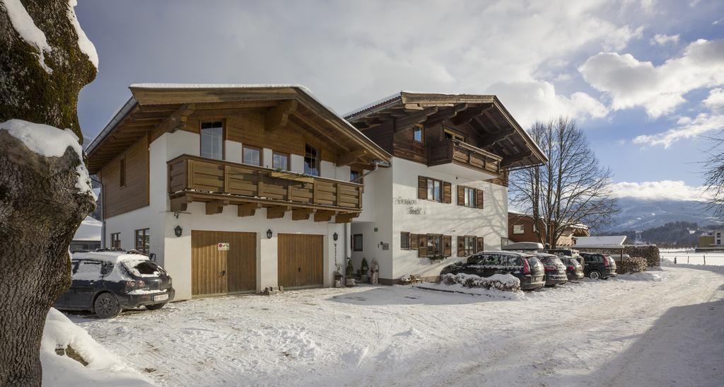 Bed And Breakfast Pension Foidl Oberndorf in Tirol Luaran gambar